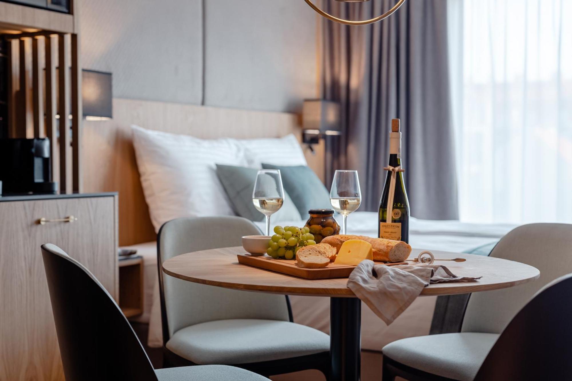Deo Plaza Apartamenty Premium By Rent Like Home Gdańsk Eksteriør billede